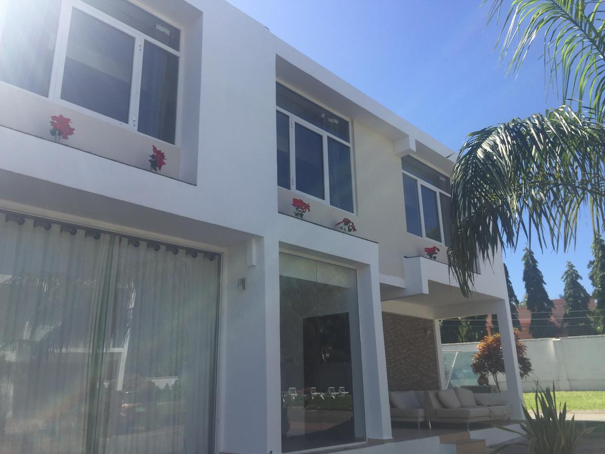 Azure Villas Daressalam Exterior foto