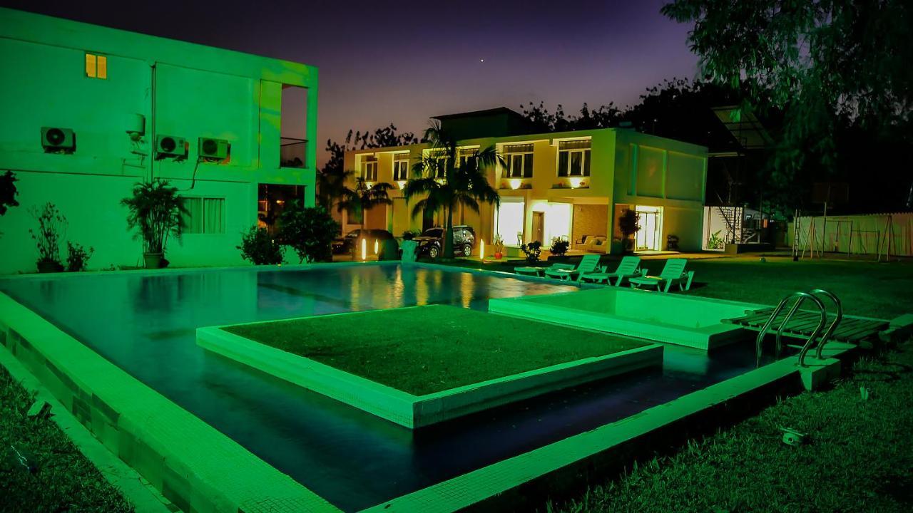 Azure Villas Daressalam Exterior foto
